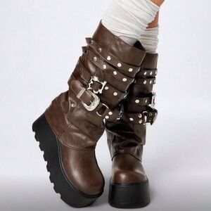 Stylish Brown Leather Buckle Boots